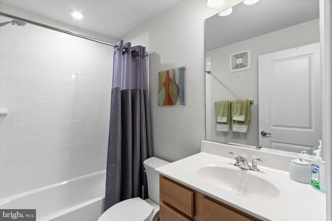 Photo - 10521 Jim Lovell Ln Townhome