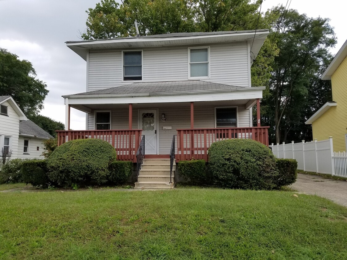 128 N Hamilton Ave Unit 2nd Floor Apt, Hamilton, NJ 08619 Apartments