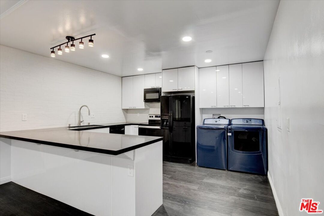 Foto principal - 2344 Fletcher Dr