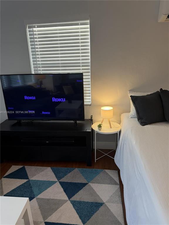 Foto del edificio - 814 NW 18th St