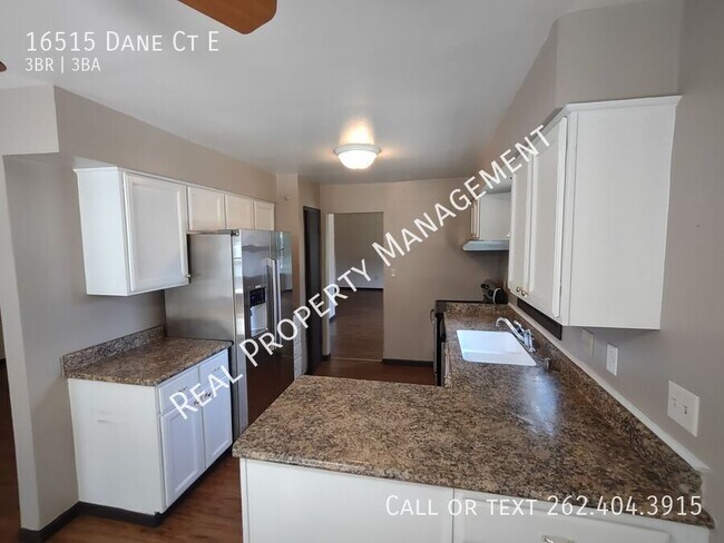 Foto del edificio - 16515 Dane Ct E