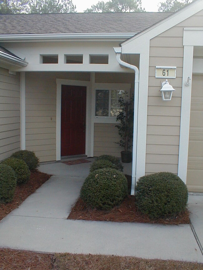 Building Photo - 61 Zubler St