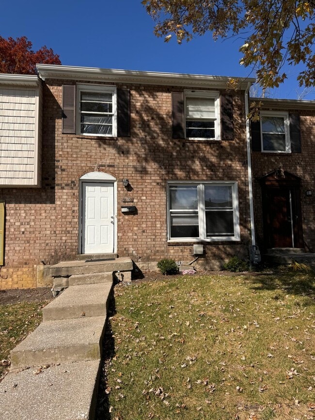 Building Photo - 285 Osage Ct