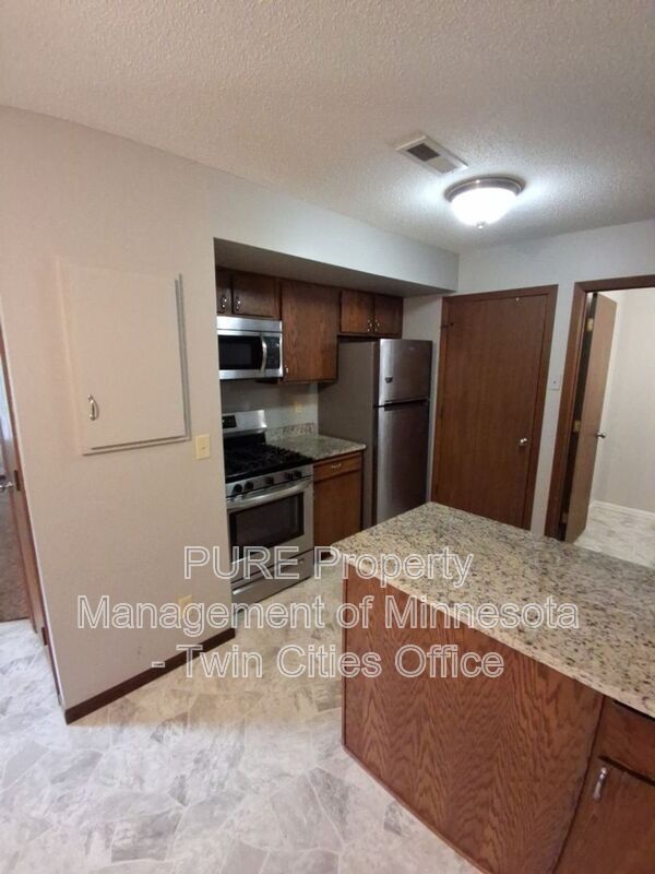 Foto del edificio - 9296 Indian Blvd S