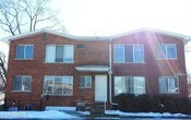 Foto principal - 8310 Hall Rd