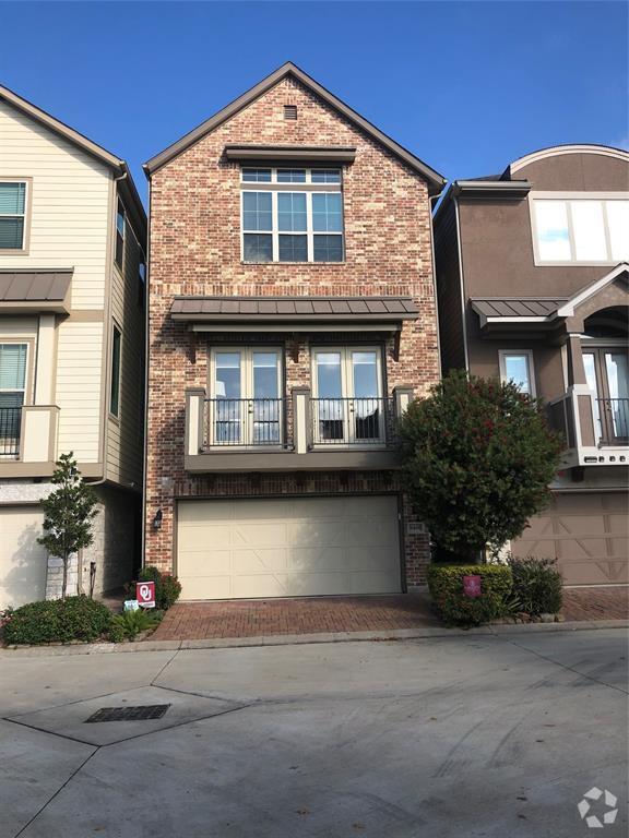 Building Photo - 8406 Oak Leaf Point Dr