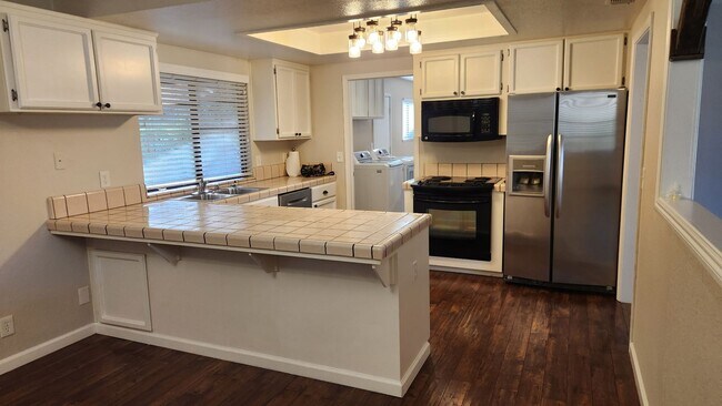 Foto del edificio - Single story home near the Sierra College campus!