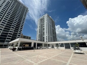 Building Photo - 2401 S Ocean Dr