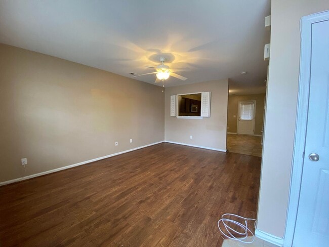 Building Photo - 419 Caldwell Loop
