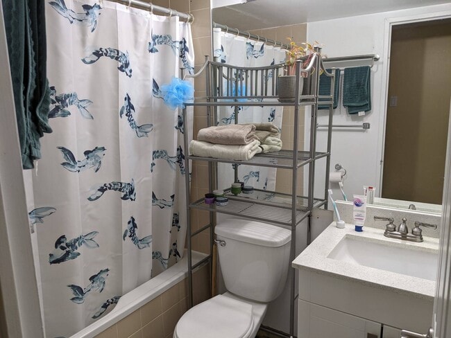 Building Photo - 55 Centre Ave