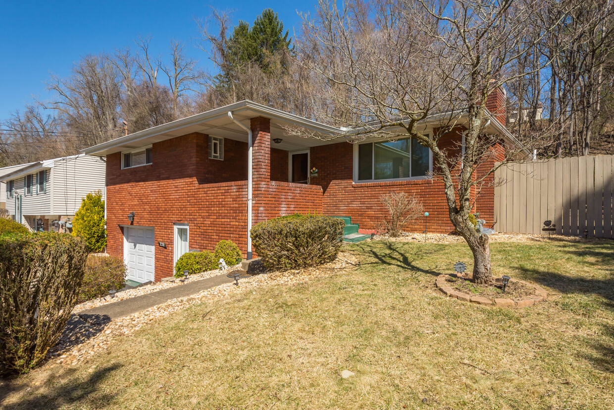 220 Stotler Road - 220 Stotler Rd