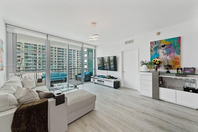 Foto del edificio - 3301 NE 1st Ave