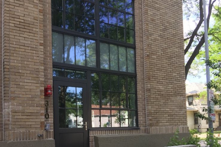 Foto principal - 310 N Franklin St