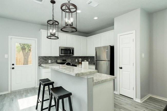 Building Photo - 345 Brandy Ridge Ln