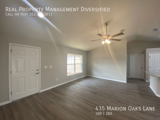 Building Photo - Marion Oaks - Welcome Home