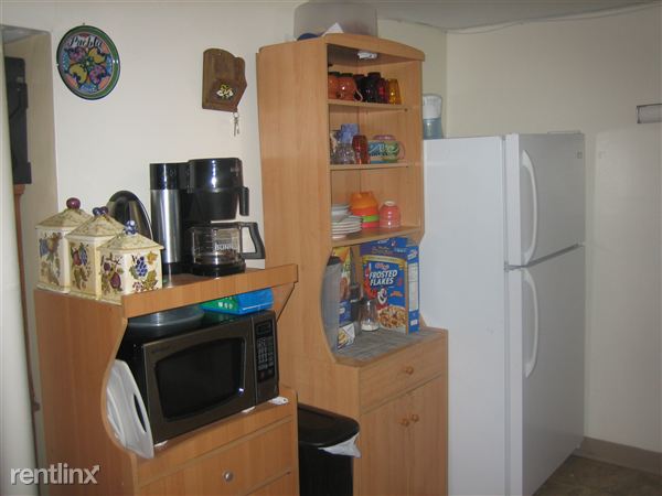 Building Photo - 157 Chatham Ave