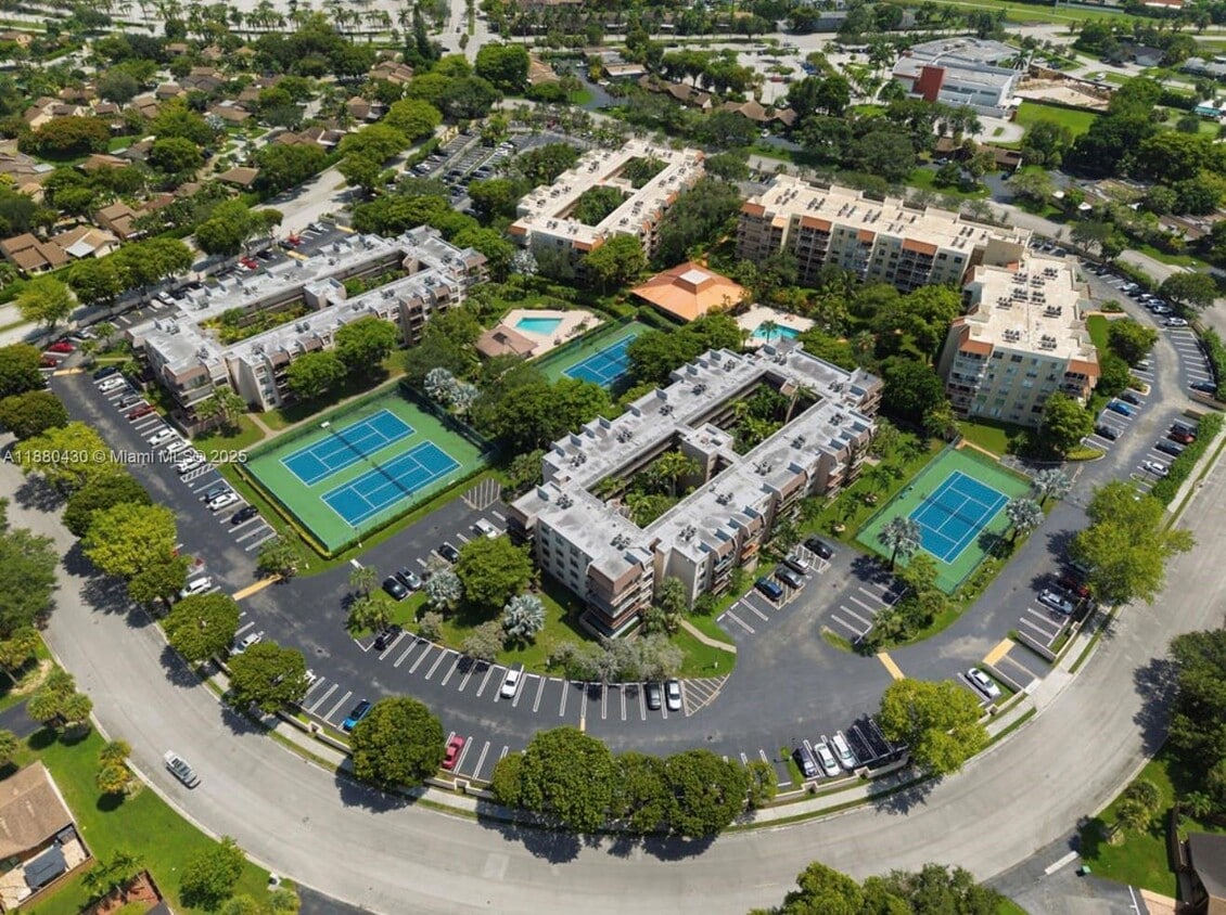 Foto principal - 13020 SW 92nd Ave