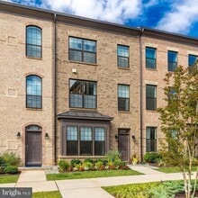 Building Photo - 4418 Fair Lakes Ct