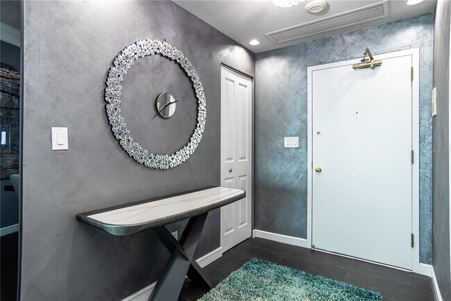 Foto del edificio - 1 Beach Dr SE