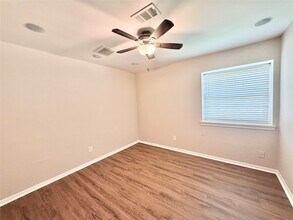 Building Photo - 12426 Foxburo Dr