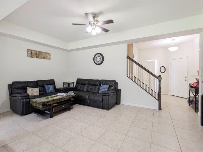 Building Photo - 11670 Rolling Green Dr