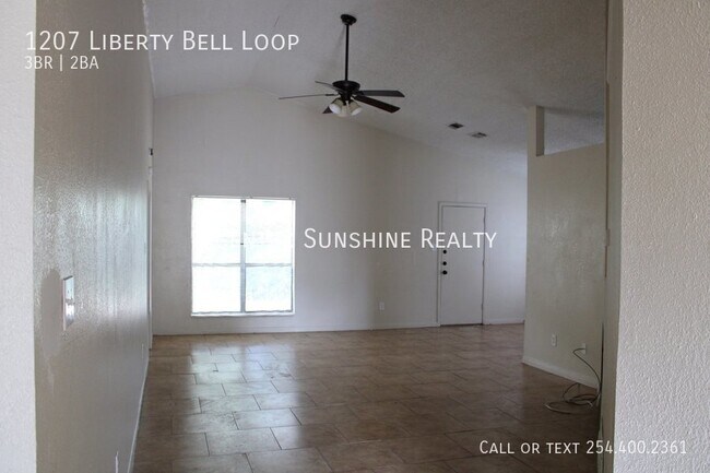 Foto del edificio - 1207 Liberty Bell Loop