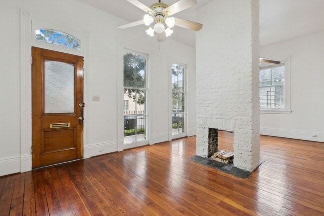 Building Photo - 4231 Camp Street