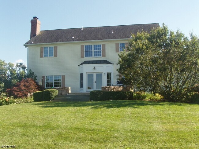 Building Photo - 108 Hodge Rd