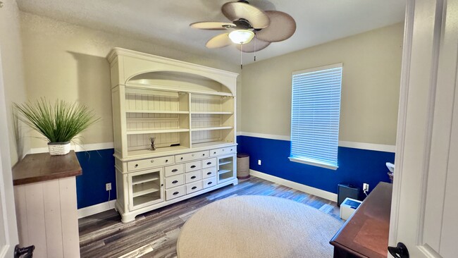 Building Photo - 12251 Regal Lily Ln