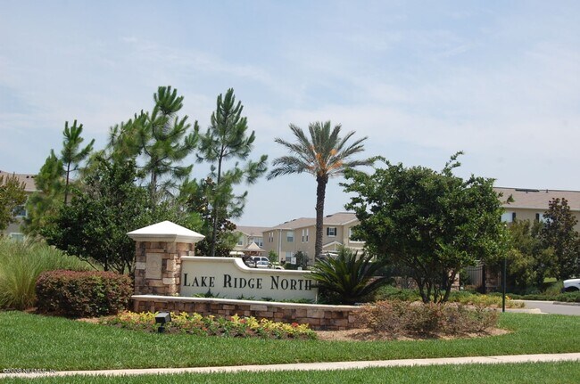 Foto del edificio - Move-in ready in Fleming Island Plantation