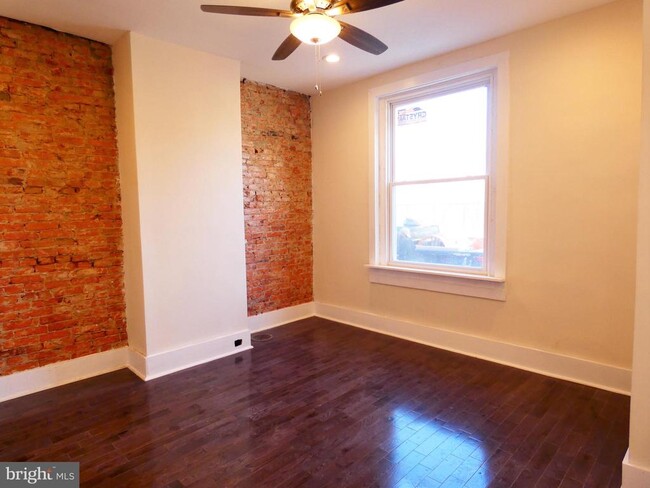 Foto del edificio - 422 N 31st St