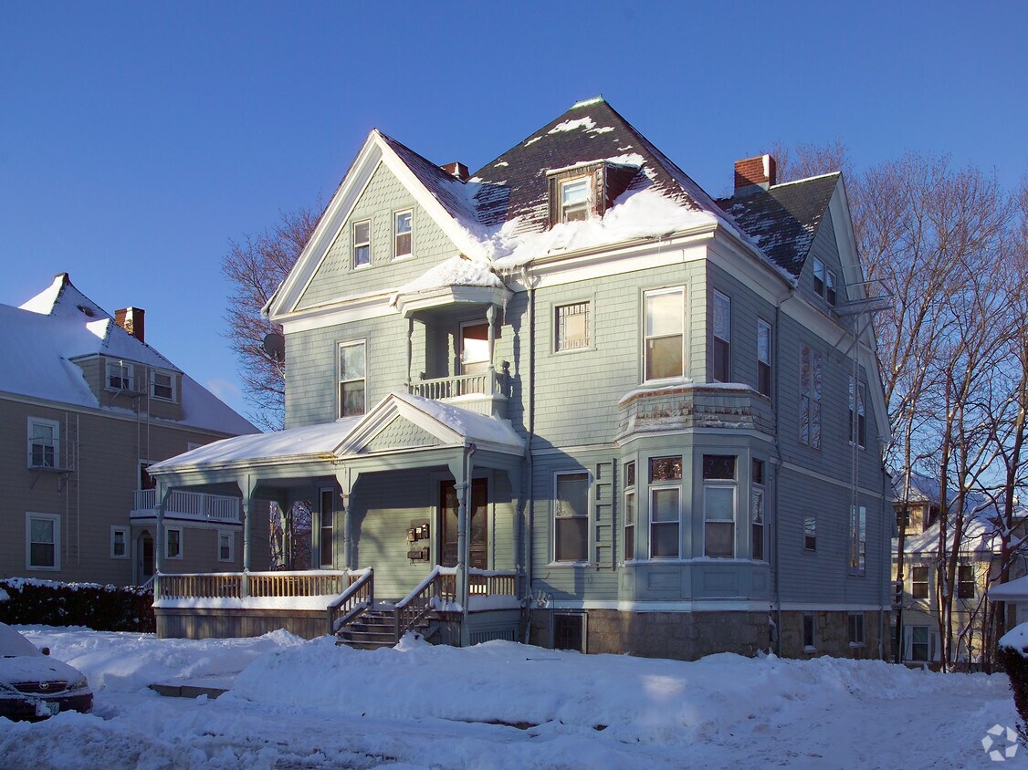 638 High St, Fall River, MA 02720 Apartments in Fall River, MA