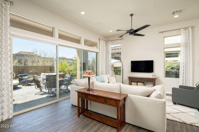 Building Photo - 7463 E Casitas Del Rio Dr