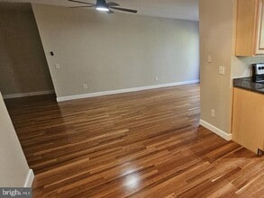 Building Photo - 12012 Golf Ridge Ct