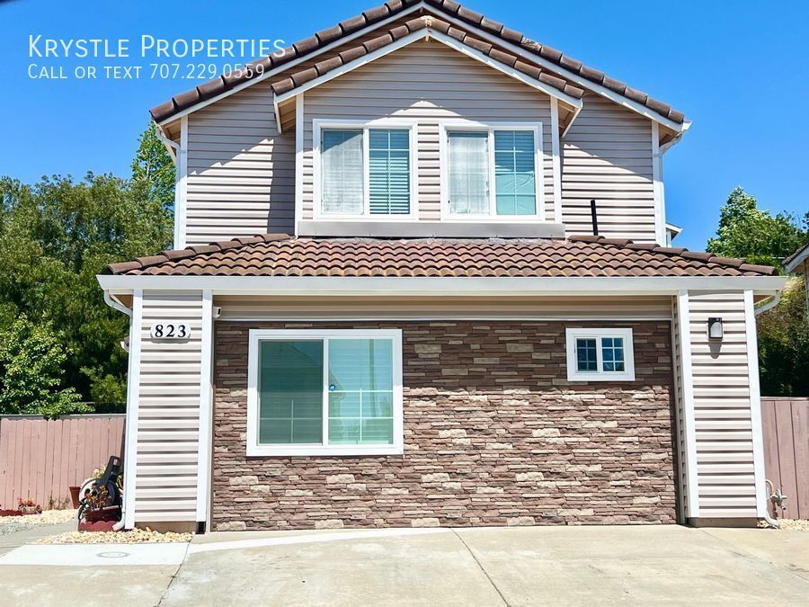 Primary Photo - Practically brand-new, gorgeous in-law uni...