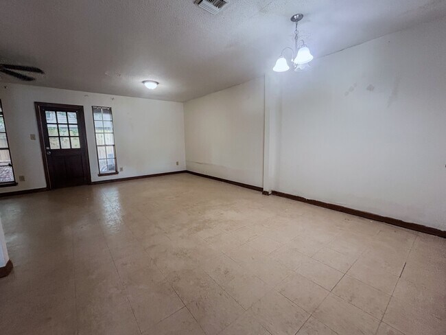 Foto del edificio - 2830 Louisiana Ave