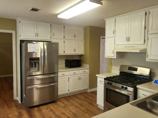 Building Photo - 4337 Northridge Trail