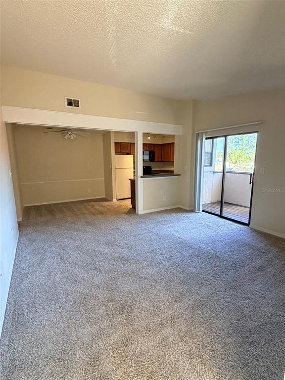 Foto del edificio - 2936 Antique Oaks Cir