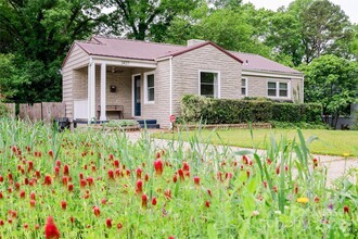 Building Photo - 3437 Airlie St