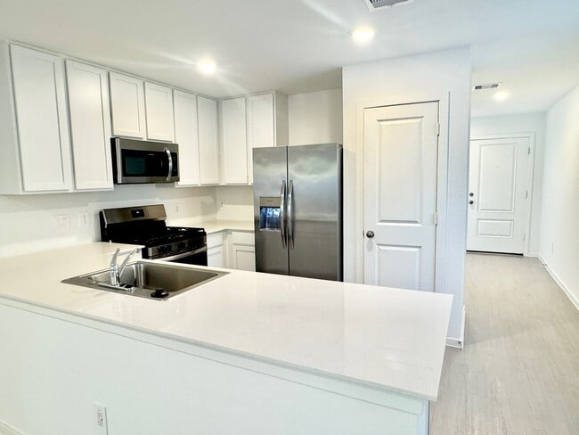 Building Photo - 1487 Cactus Rose Dr