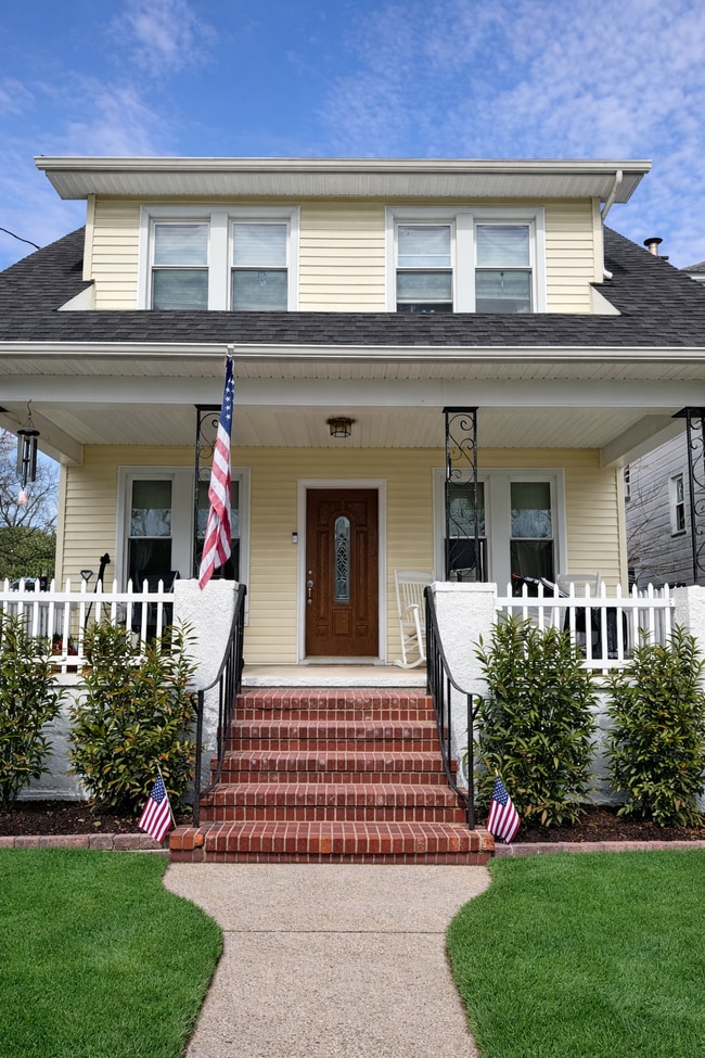 Building Photo - 209 Park Ave