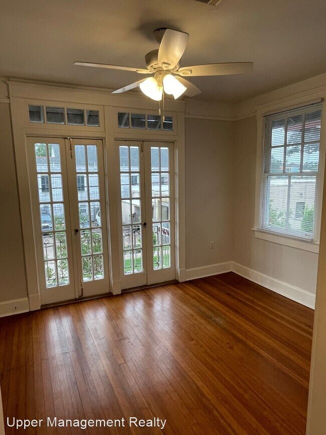 Building Photo - 1 br, 1 bath Apartment - 4639 - 41 South C...