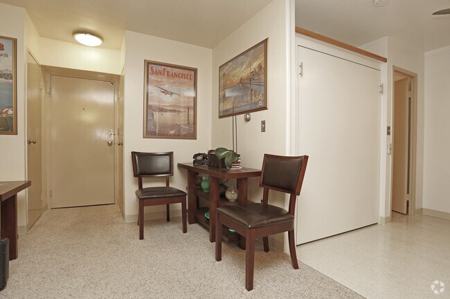 Foto del interior - Kenwood Manor Apartments