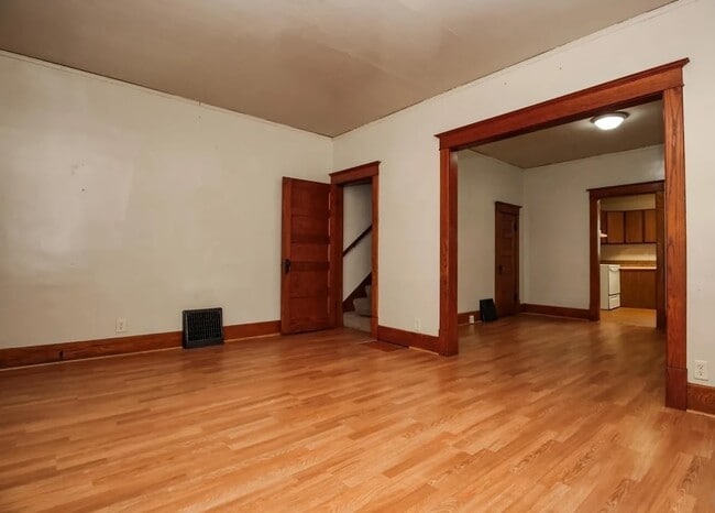 Foto del edificio - 425-427 W 16th St