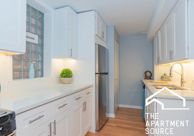 Foto del edificio - 3729 N Clifton Ave