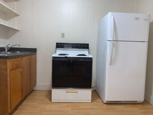 Foto del edificio - 2219 Everett St