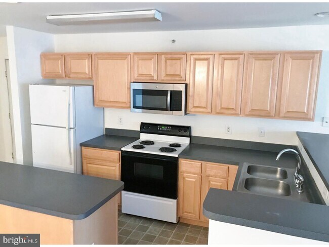 Foto del edificio - 424 Savannah Rd