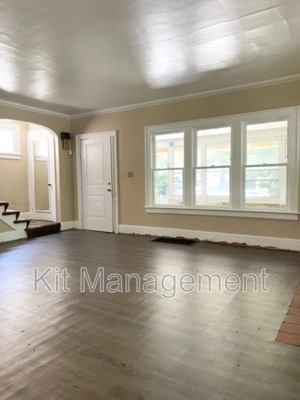 Building Photo - 3722 Homewood Ave