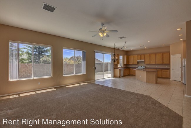 Foto del edificio - 3 br, 2 bath House - 7653 E Shimmer Lane