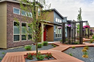 Building Photo - Verraso Village Townhomes
